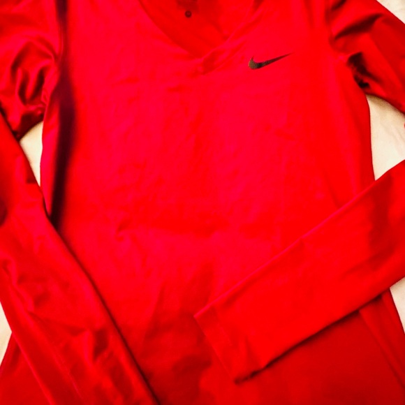 Nike Women's Vivid Red Long Sleeve Sweatshirt - Picture 4 of 4